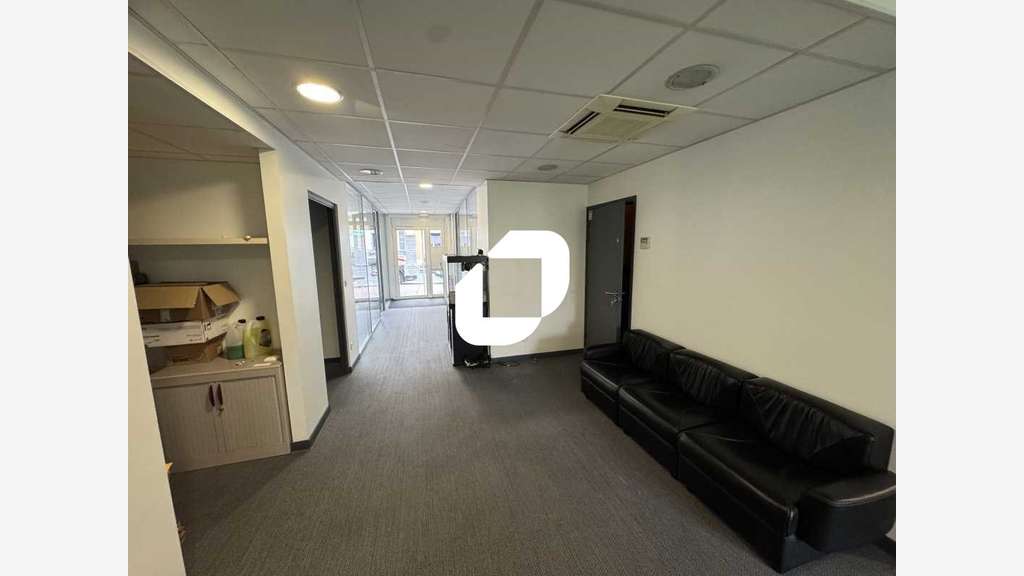 A louer Bureaux 170m² Montrouge