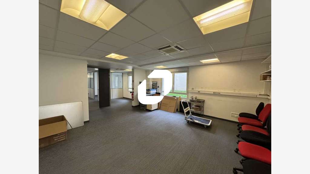 A louer Bureaux 170m² Montrouge