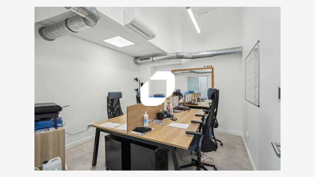 A louer Bureaux 169m² Montrouge