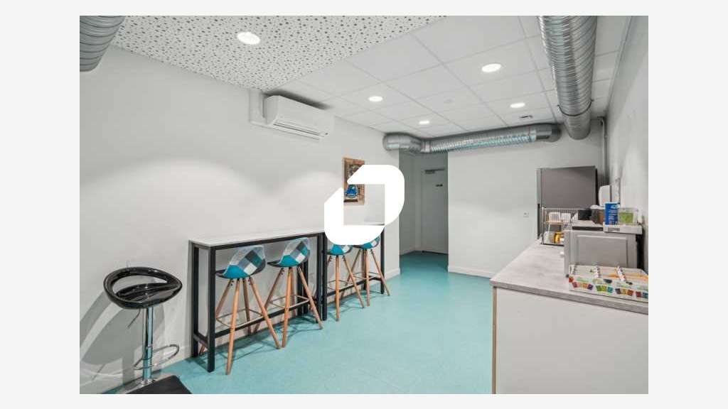 A louer Bureaux 169m² Montrouge