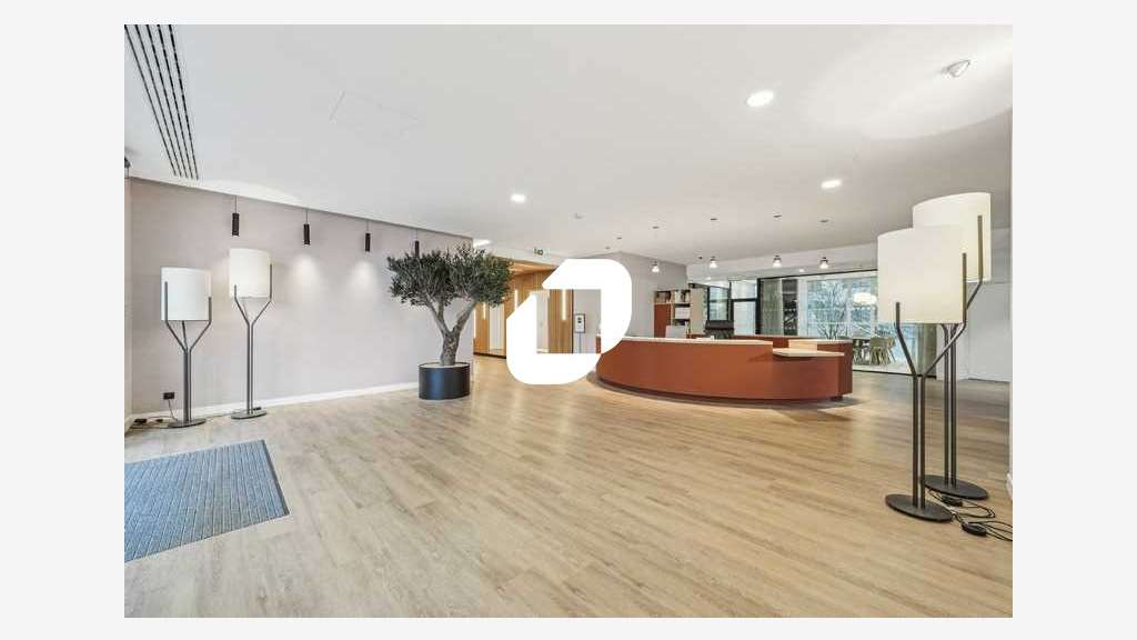 A louer Bureaux 4986m² Montrouge