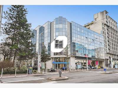 A louer Bureaux 417m² Montrouge