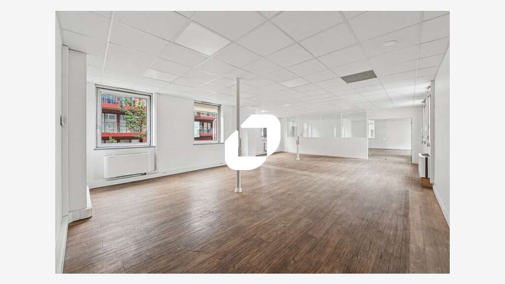 A louer Bureaux 417m² Montrouge