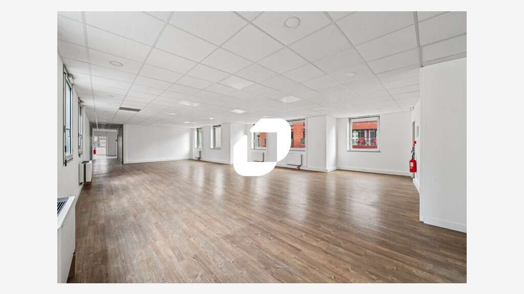 A louer Bureaux 417m² Montrouge