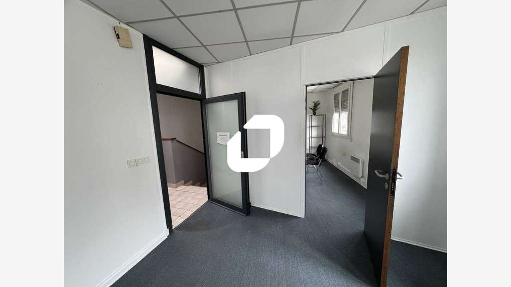 A louer Bureaux 145m² Montrouge