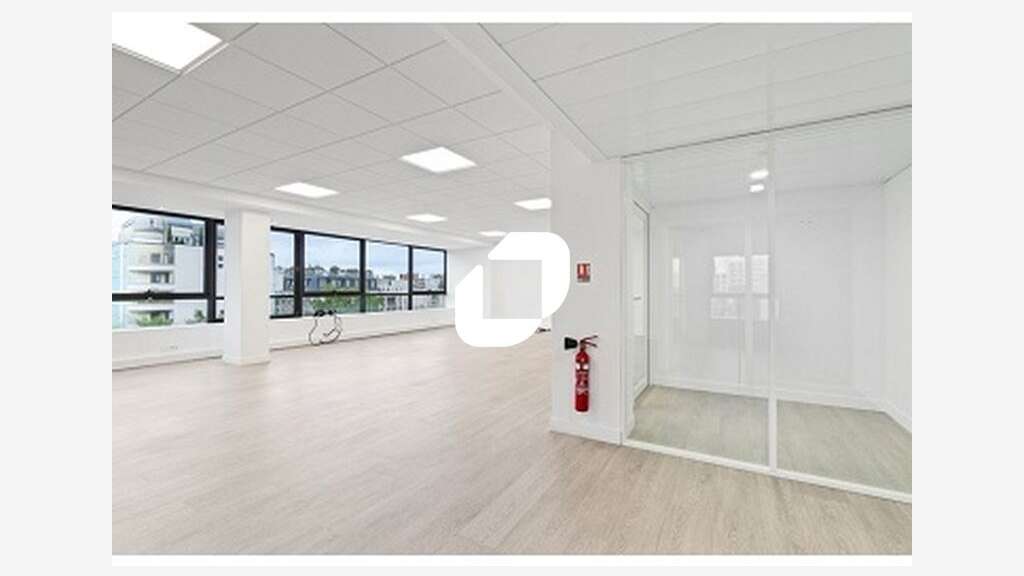 A louer Bureaux 72m² Montrouge