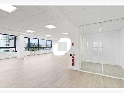 A louer Bureaux 72m² Montrouge