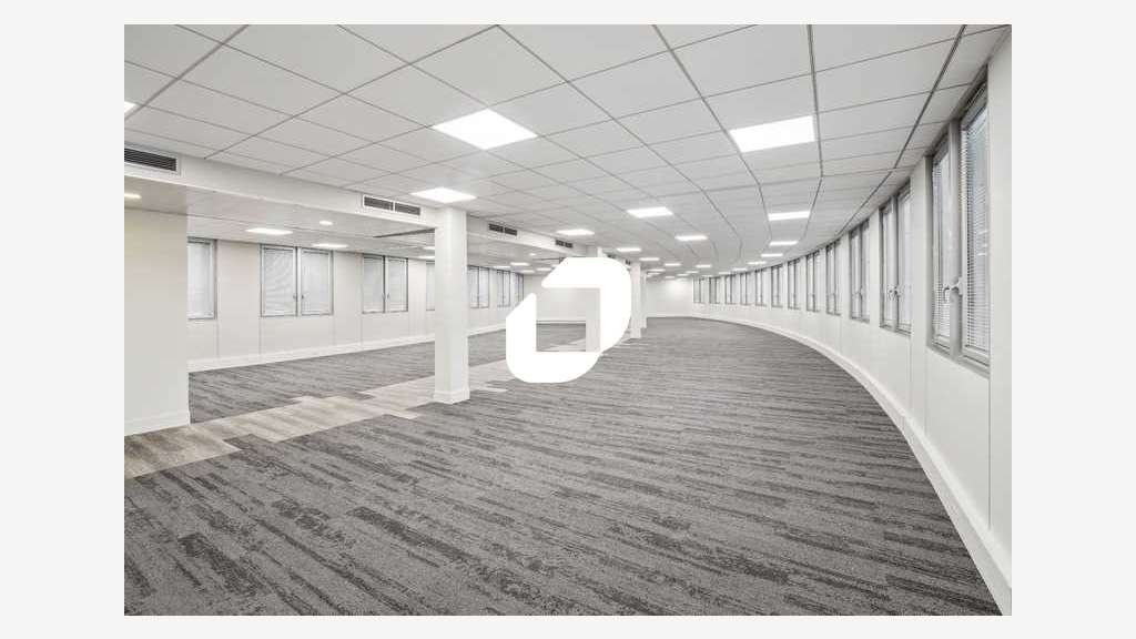 A louer Bureaux 2318m² Montrouge