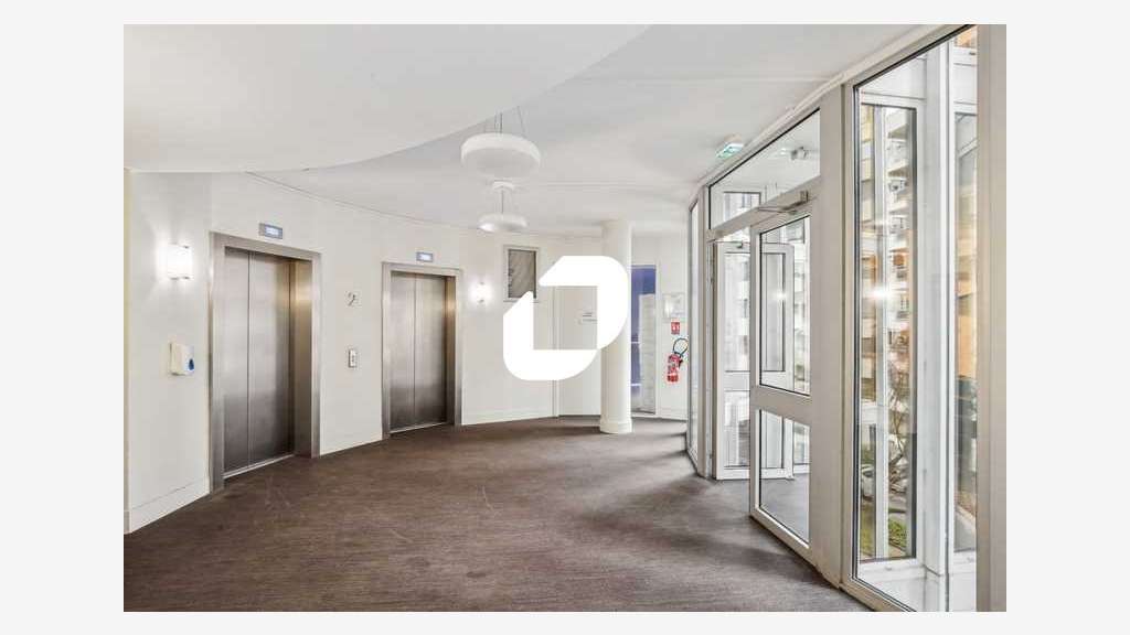 A louer Bureaux 2318m² Montrouge