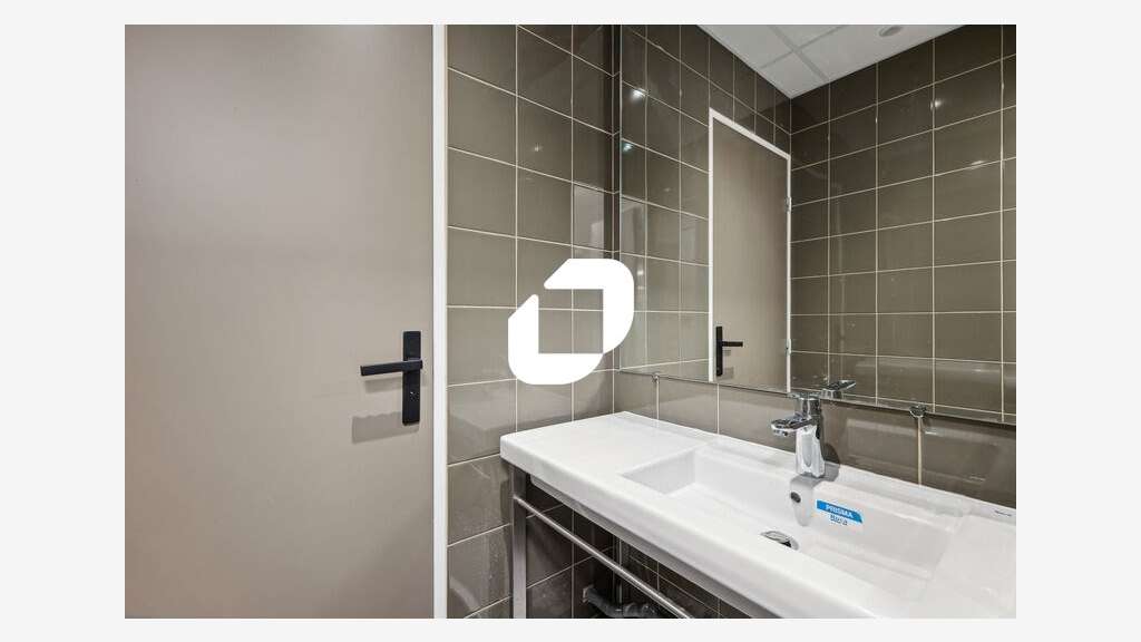 A louer Bureaux 186m² Montrouge