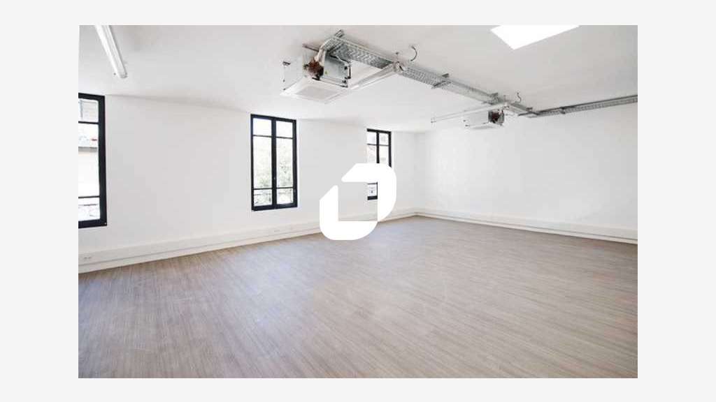 A louer Bureaux 367m² Montrouge