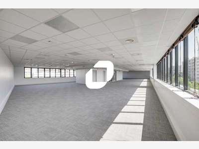 A louer Bureaux 240m² Montrouge
