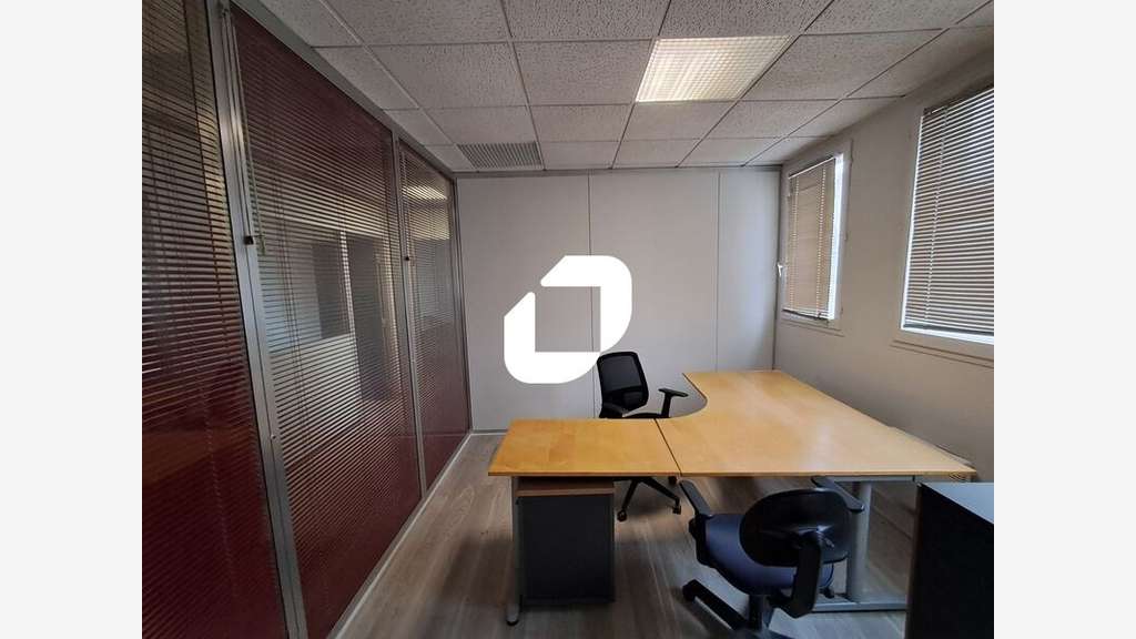 A louer Bureaux 230m² Montrouge