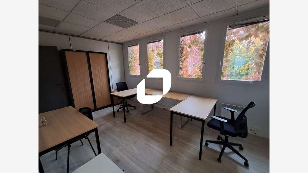 A louer Bureaux 230m² Montrouge