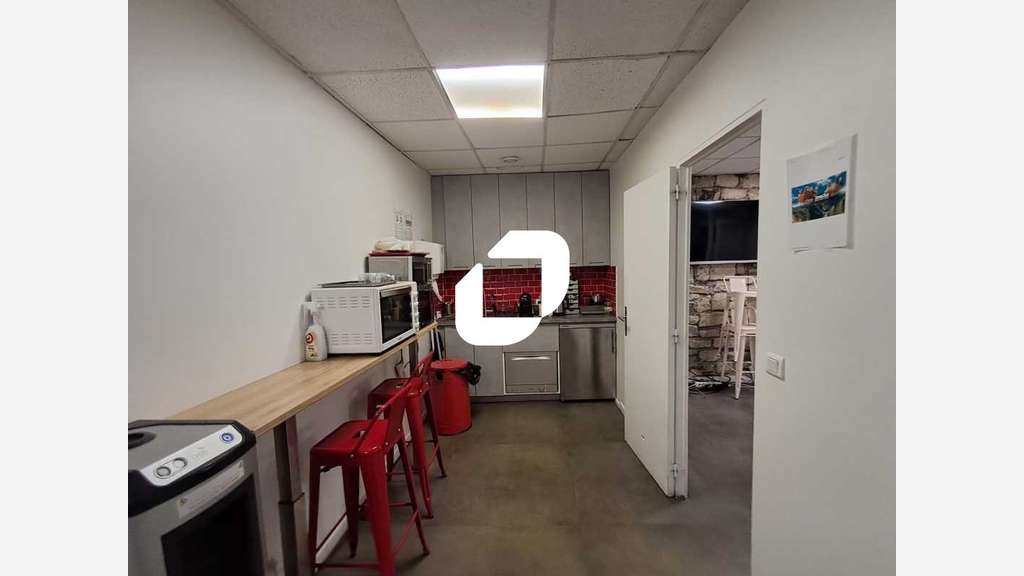 A louer Bureaux 354m² Montrouge