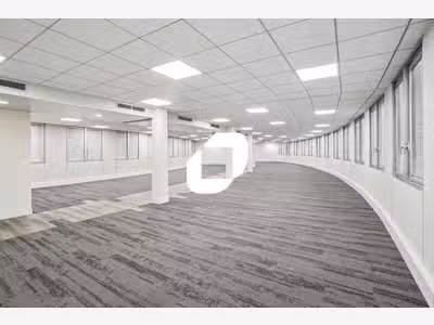 A louer Bureaux 404m² Montrouge