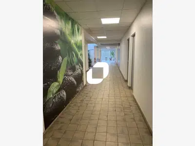 A louer Bureaux 111m² Montry