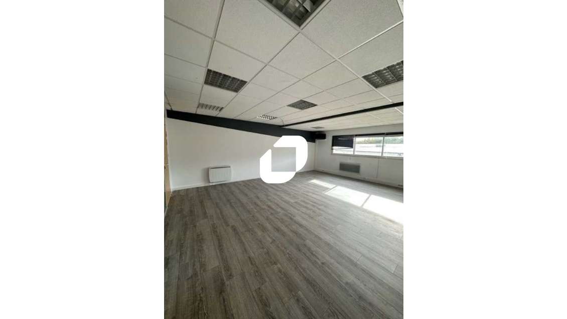 A louer Bureaux 48m² Morainvilliers