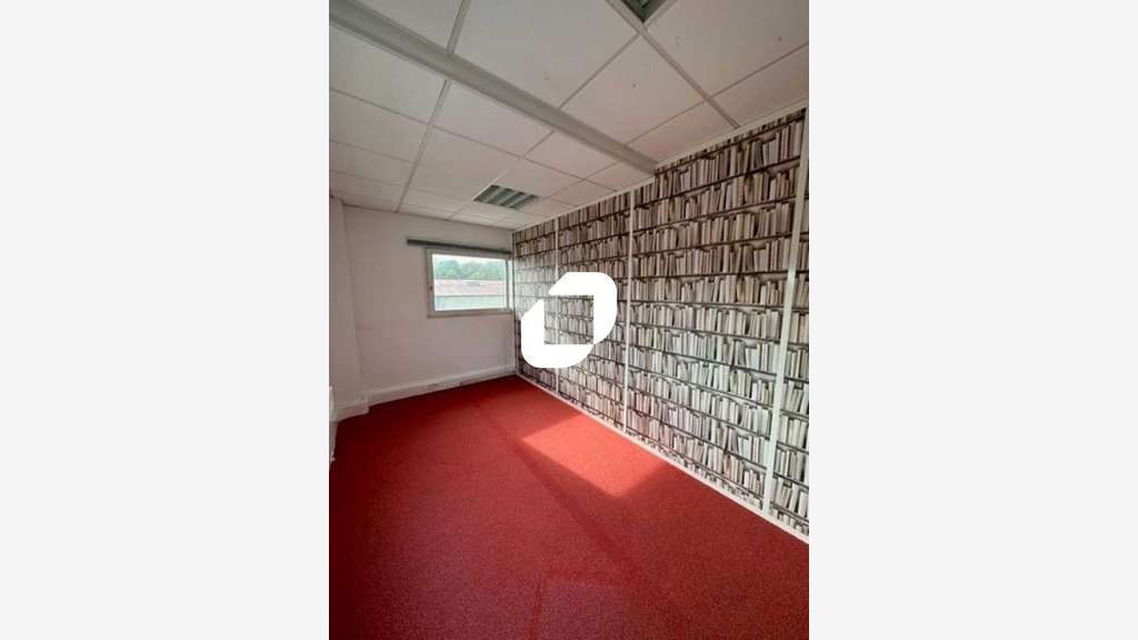 A louer Bureaux 48m² Morainvilliers