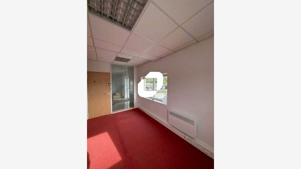 A louer Bureaux 48m² Morainvilliers