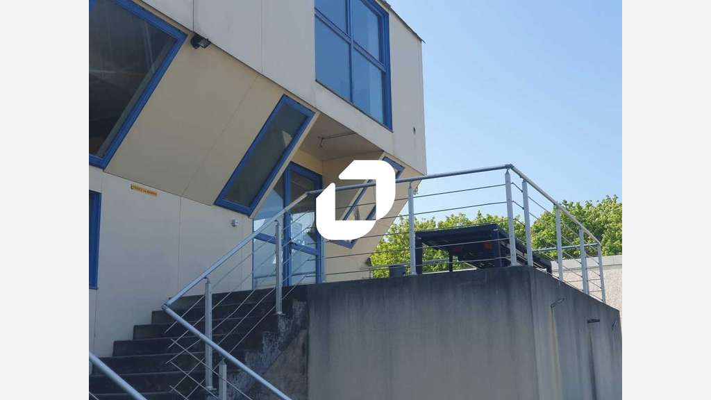 A louer Bureaux 125m² Morainvilliers