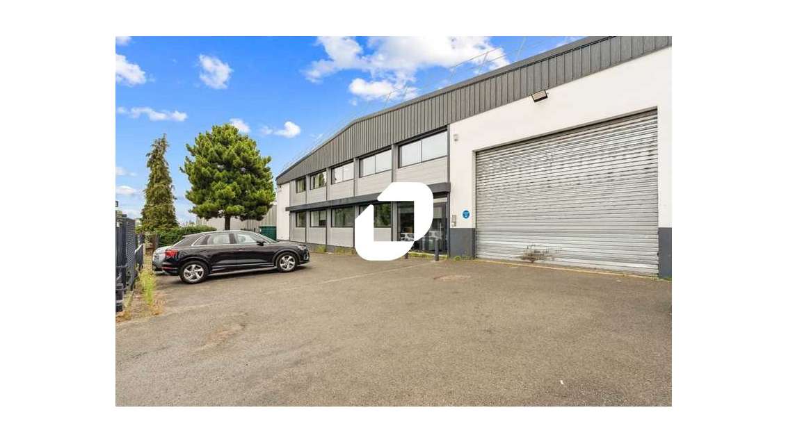 A louer Bureaux 1885m² Morangis