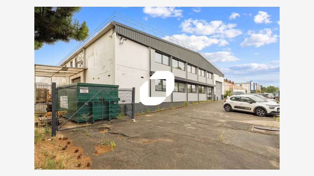 A louer Bureaux 1885m² Morangis