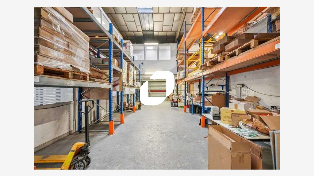 A louer Bureaux 1885m² Morangis