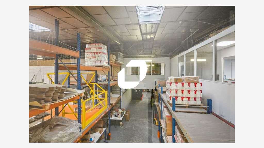 A louer Bureaux 1885m² Morangis