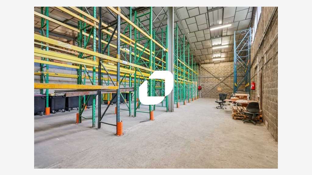 A louer Bureaux 1885m² Morangis