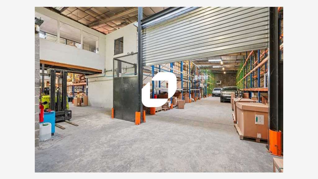 A louer Bureaux 1885m² Morangis