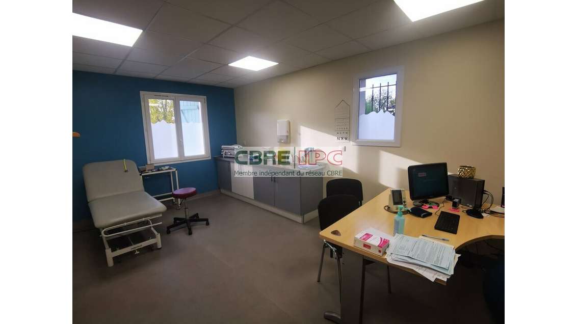 Location bureau 23m² centre médical de Morlaàs