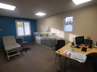 Location bureau 23m² centre médical de Morlaàs