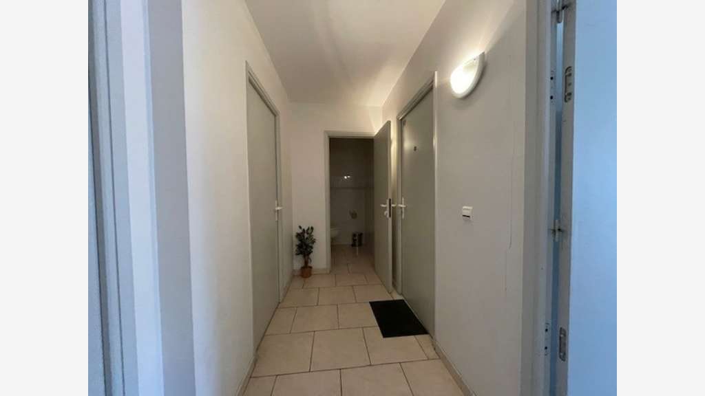 Local/bureau de 47m² à louer à Mouans Sartoux (06)