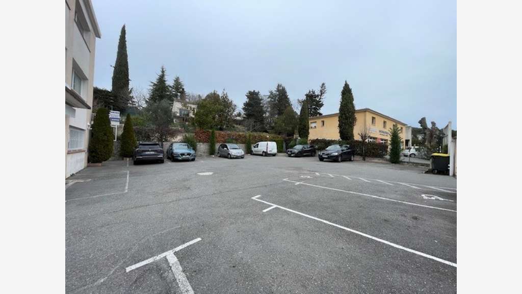 Local/bureau de 47m² à louer à Mouans Sartoux (06)