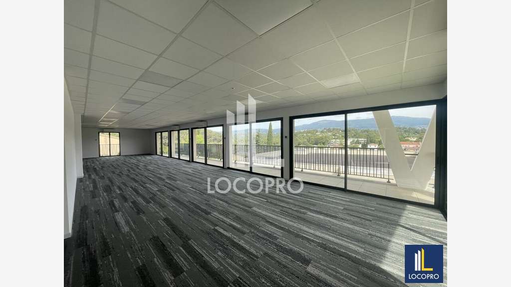 A louer bureaux de 600m² à Mouans Sartoux