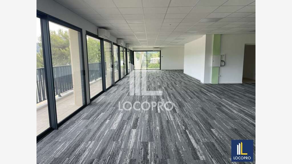 A louer bureaux de 600m² à Mouans Sartoux