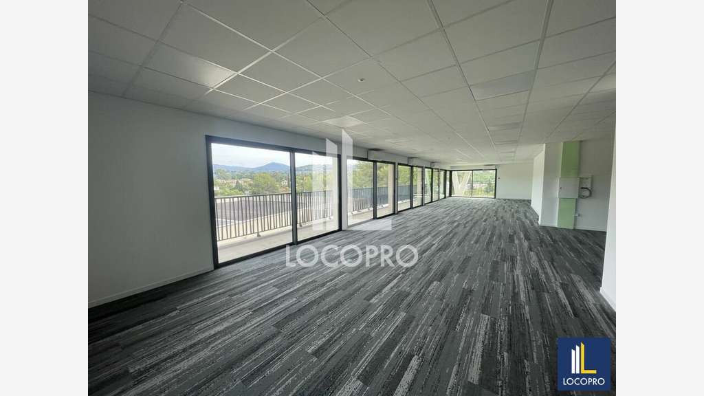 A louer bureaux de 600m² à Mouans Sartoux