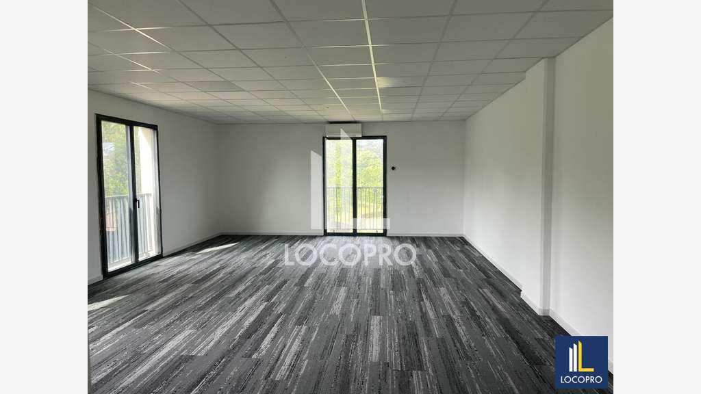 A louer bureaux de 600m² à Mouans Sartoux