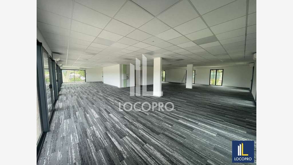 A louer bureaux de 600m² à Mouans Sartoux