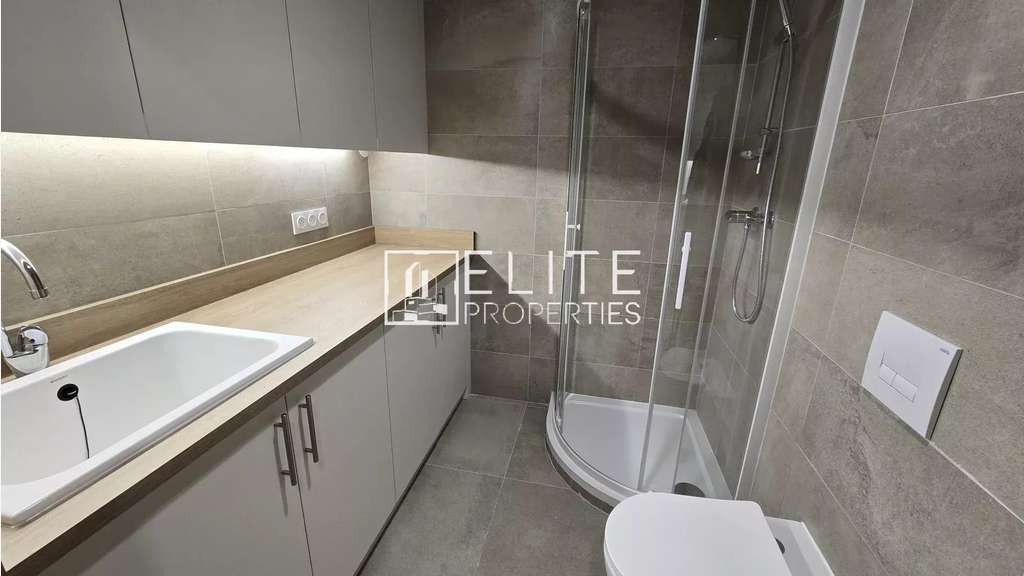 BUREAUX 98m² DANS MAISON DE SANTE MOUANS-SARTOUX