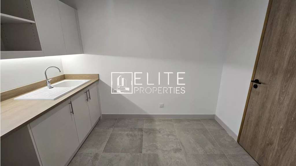 BUREAUX 98m² DANS MAISON DE SANTE MOUANS-SARTOUX