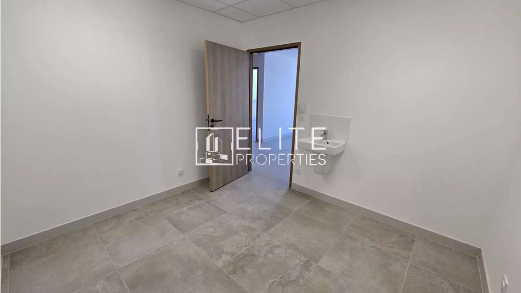 BUREAUX 98m² DANS MAISON DE SANTE MOUANS-SARTOUX