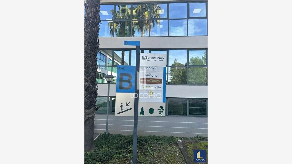 A louer bureaux 400m² à Mougins Font de l'Orme