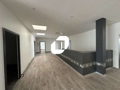 A louer Bureaux 447m² Moussy le neuf