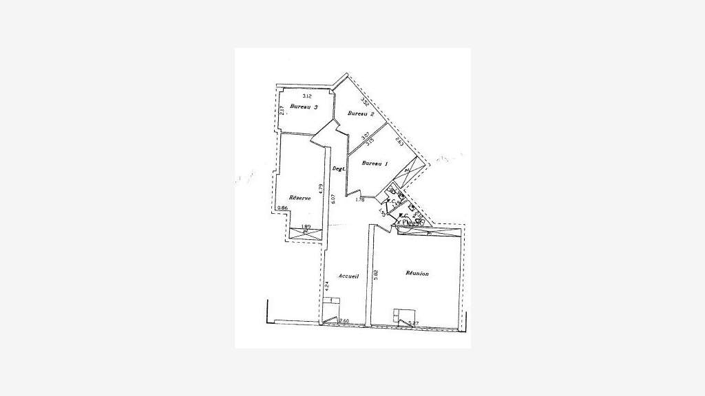 A louer bureau de 102m² au pied du rer à Nanterre