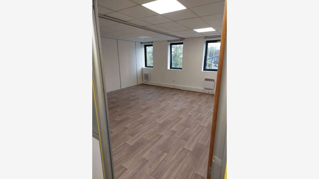 Immobilier Professionnel 12m² à louer à Nanterre