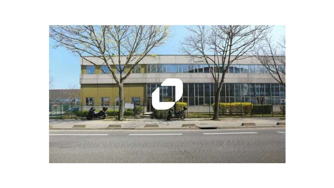 A louer Bureaux 232m² Nanterre