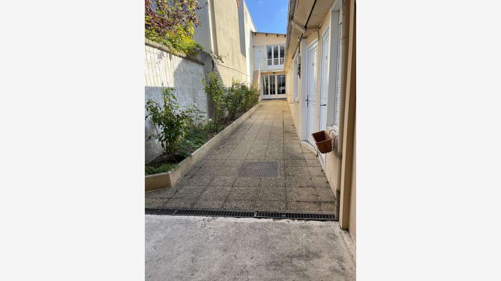 Loue plusieurs petits bureaux de 17m² à Nanterre