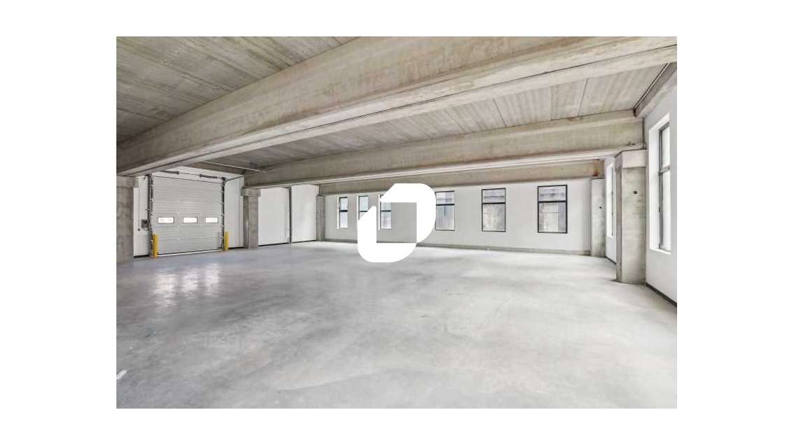 A louer Bureaux 954m² Nanterre